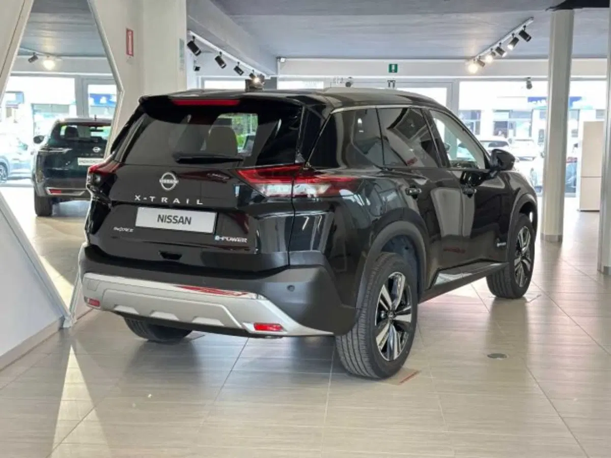 Nissan X-Trail usata a Sondrio (4)