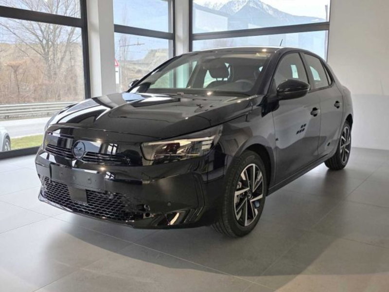 Opel Corsa nuova a Sondrio