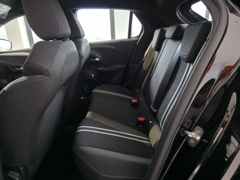 Opel Corsa nuova a Sondrio (11)