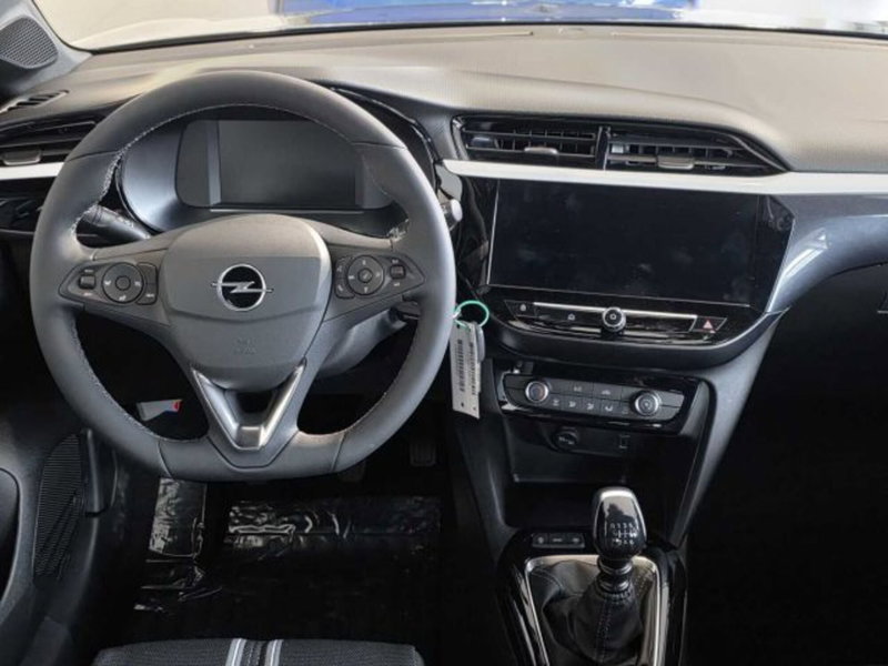 Opel Corsa nuova a Sondrio (14)