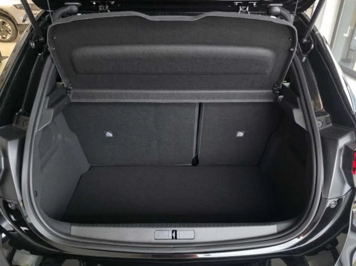 Opel Corsa nuova a Sondrio (15)