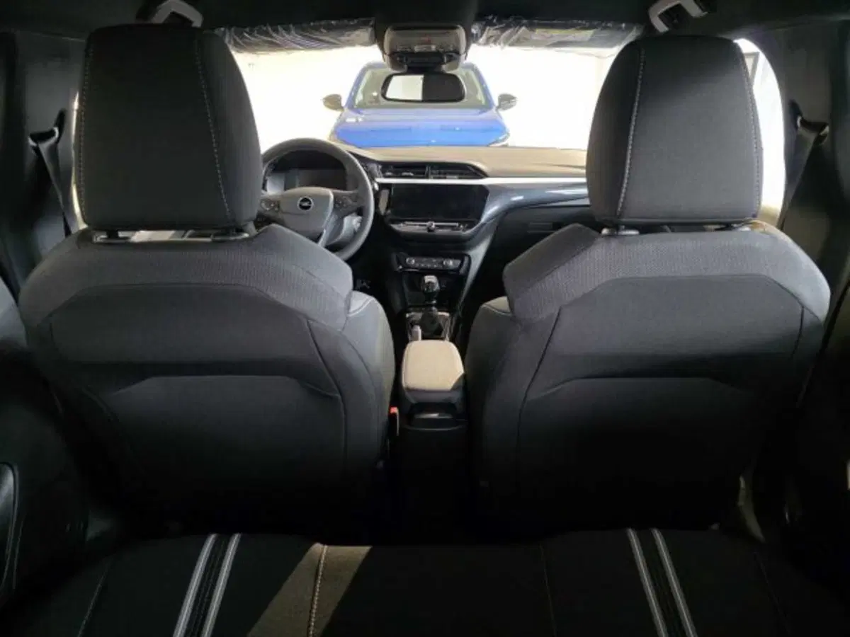 Opel Corsa nuova a Sondrio (16)