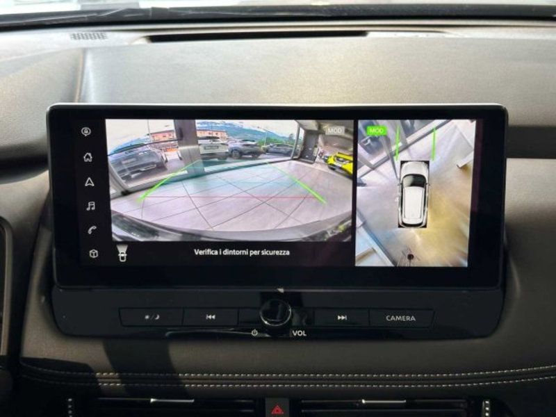 Nissan X-Trail nuova a Sondrio (18)