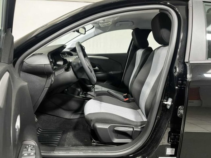 Opel Corsa nuova a Sondrio (10)