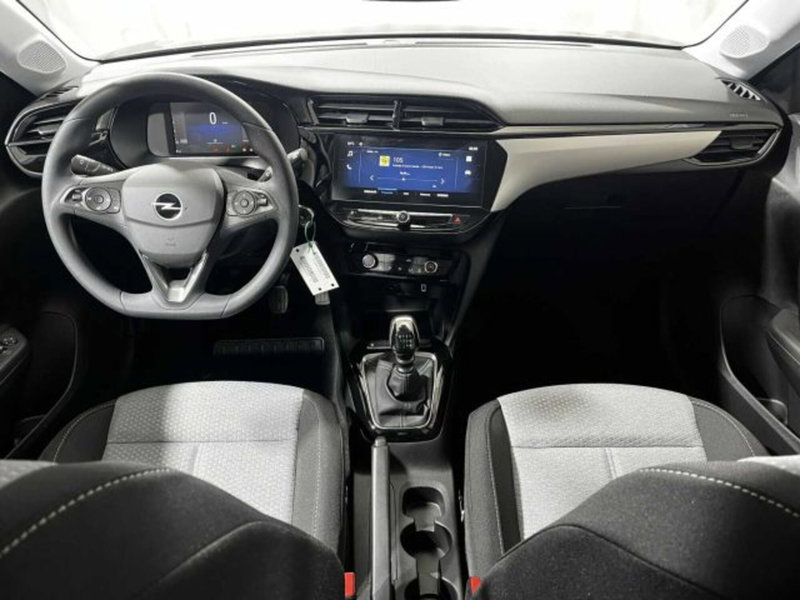 Opel Corsa nuova a Sondrio (12)