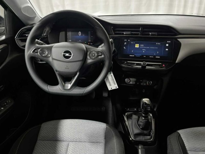 Opel Corsa nuova a Sondrio (13)