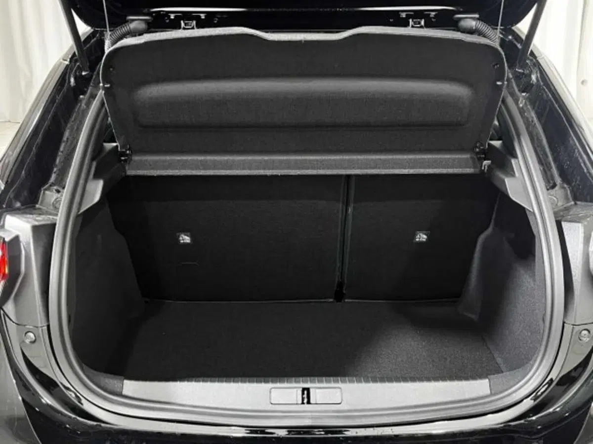 Opel Corsa nuova a Sondrio (15)