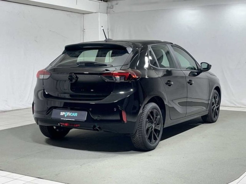 Opel Corsa nuova a Sondrio (5)