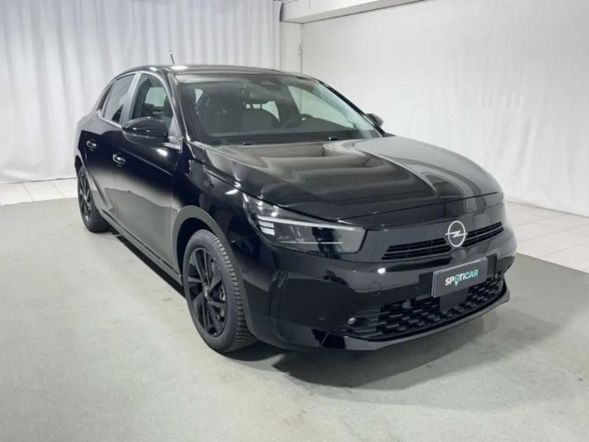 Opel Corsa nuova a Sondrio (7)