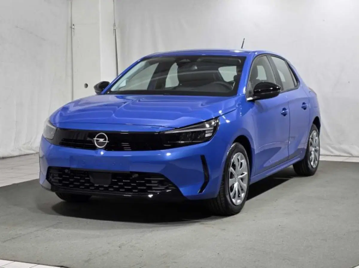 Opel Corsa nuova a Sondrio