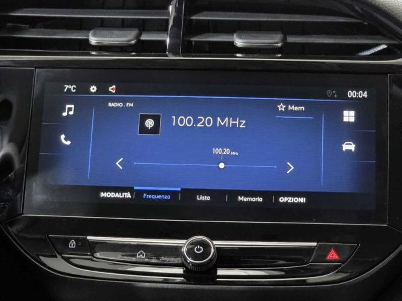 Opel Corsa nuova a Sondrio (17)