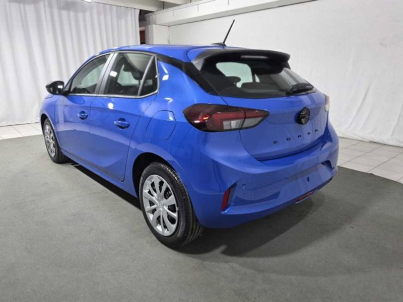 Opel Corsa nuova a Sondrio (3)