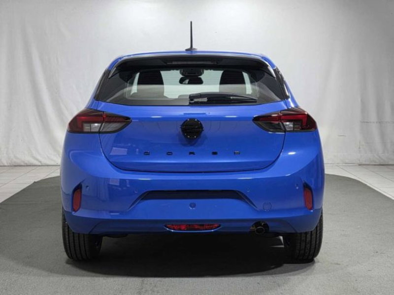 Opel Corsa nuova a Sondrio (4)