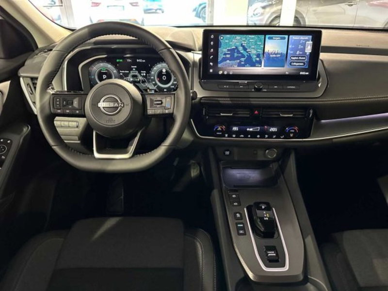 Nissan Qashqai nuova a Sondrio (13)