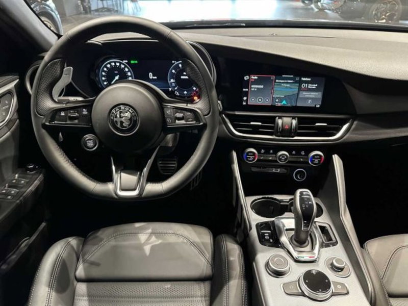 Alfa Romeo Giulia nuova a Sondrio (13)