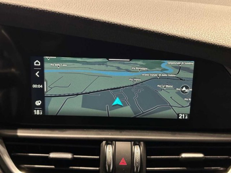 Alfa Romeo Giulia nuova a Sondrio (16)