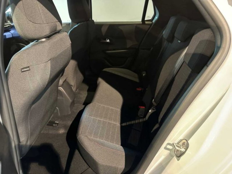 Lancia Ypsilon nuova a Sondrio (10)