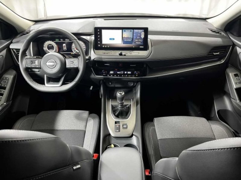 Nissan Qashqai nuova a Sondrio (12)