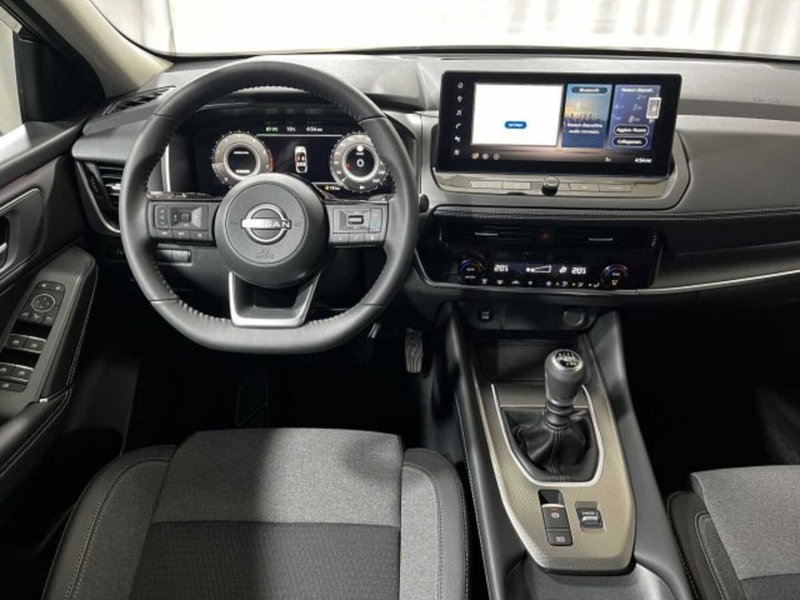 Nissan Qashqai nuova a Sondrio (13)