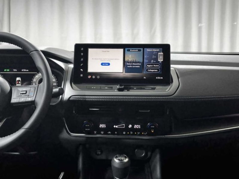 Nissan Qashqai nuova a Sondrio (14)