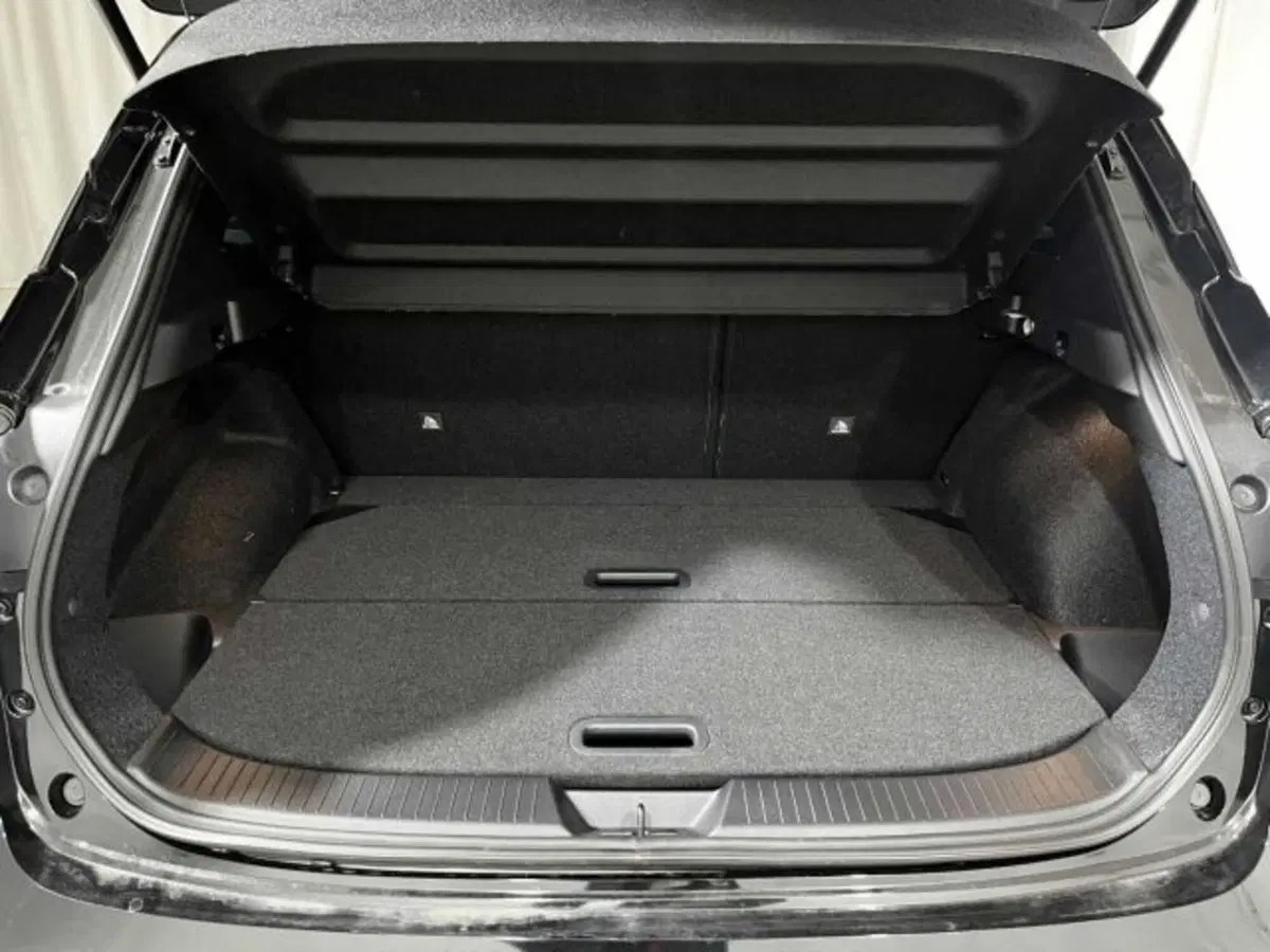 Nissan Qashqai nuova a Sondrio (15)