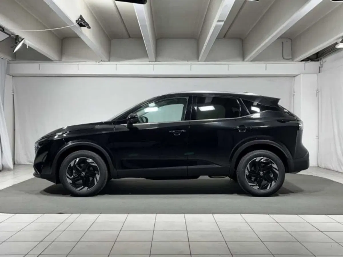 Nissan Qashqai nuova a Sondrio (2)