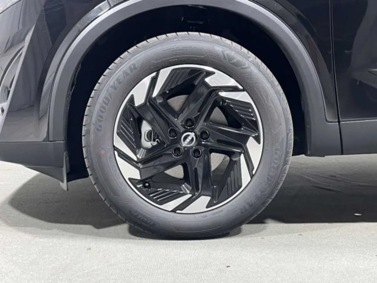 Nissan Qashqai nuova a Sondrio (9)