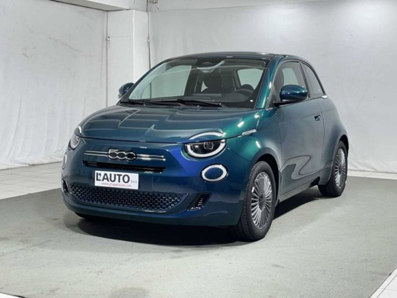 Fiat 500 nuova a Sondrio