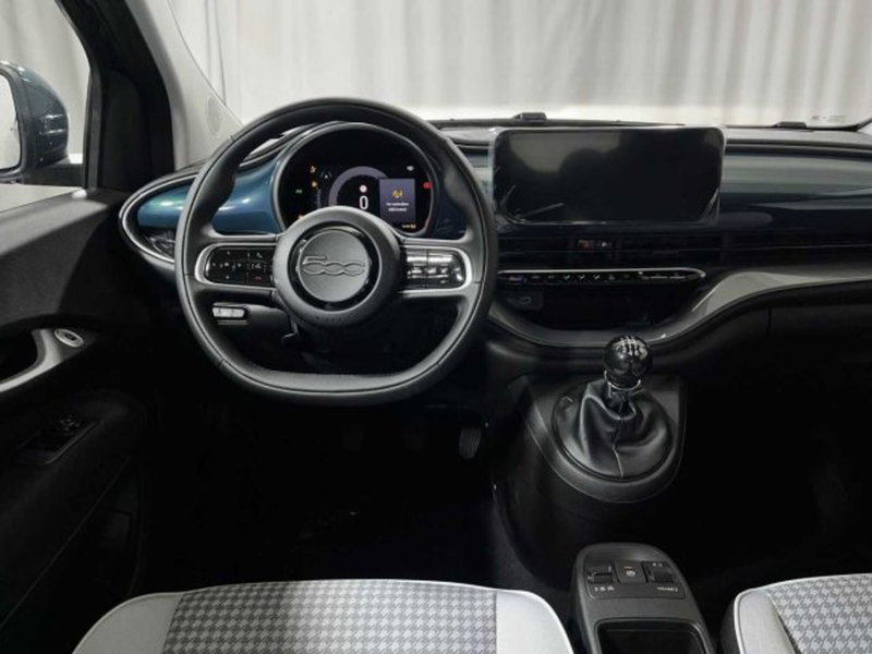 Fiat 500 nuova a Sondrio (13)