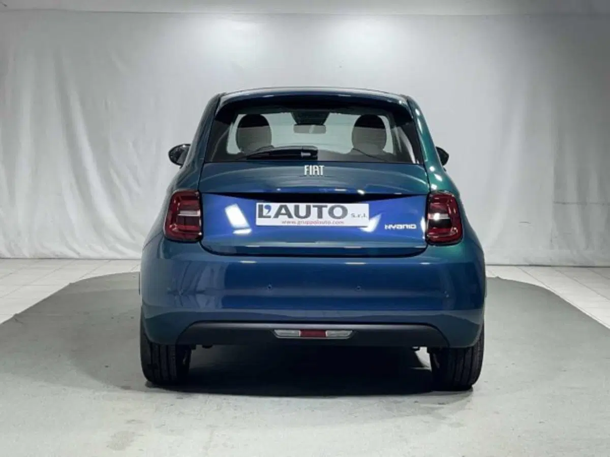 Fiat 500 nuova a Sondrio (4)