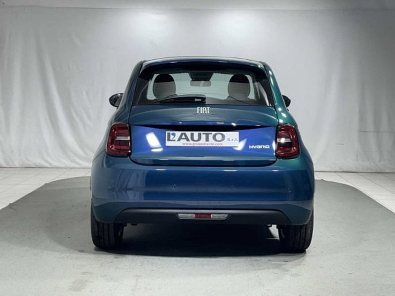 Fiat 500 nuova a Sondrio (4)