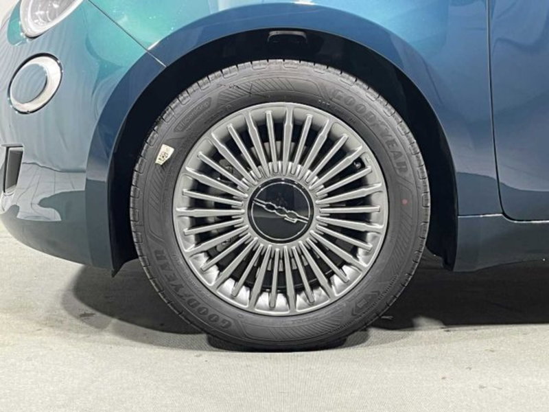 Fiat 500 nuova a Sondrio (9)