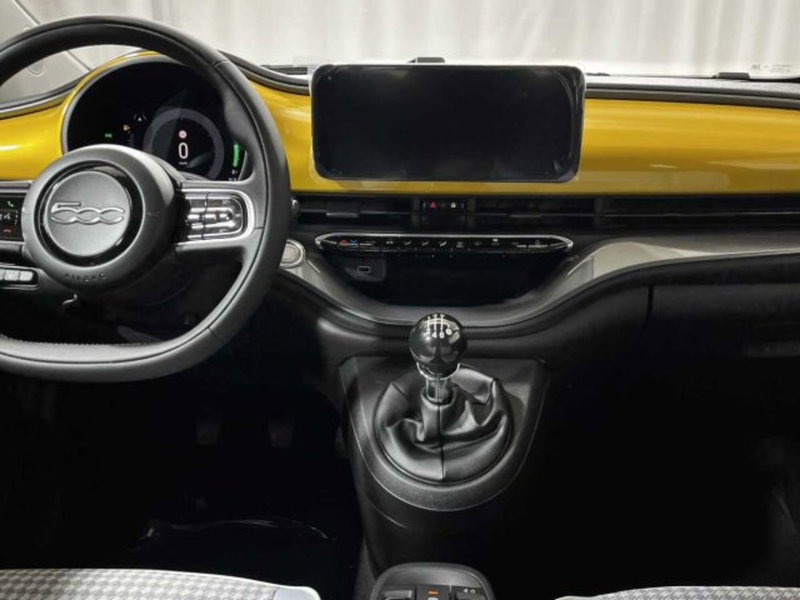 Fiat 500 nuova a Sondrio (14)