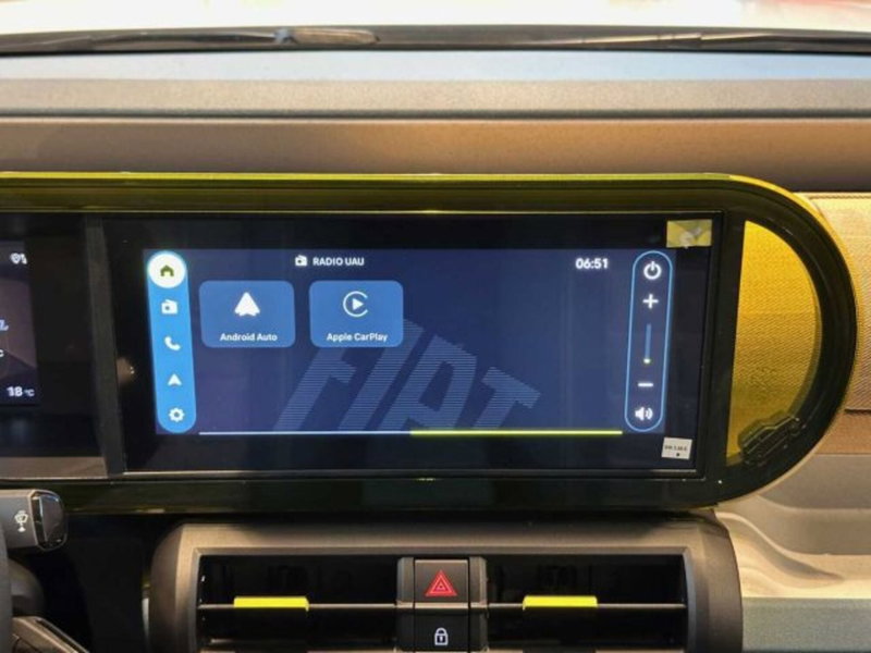 Fiat Grande Panda nuova a Sondrio (18)