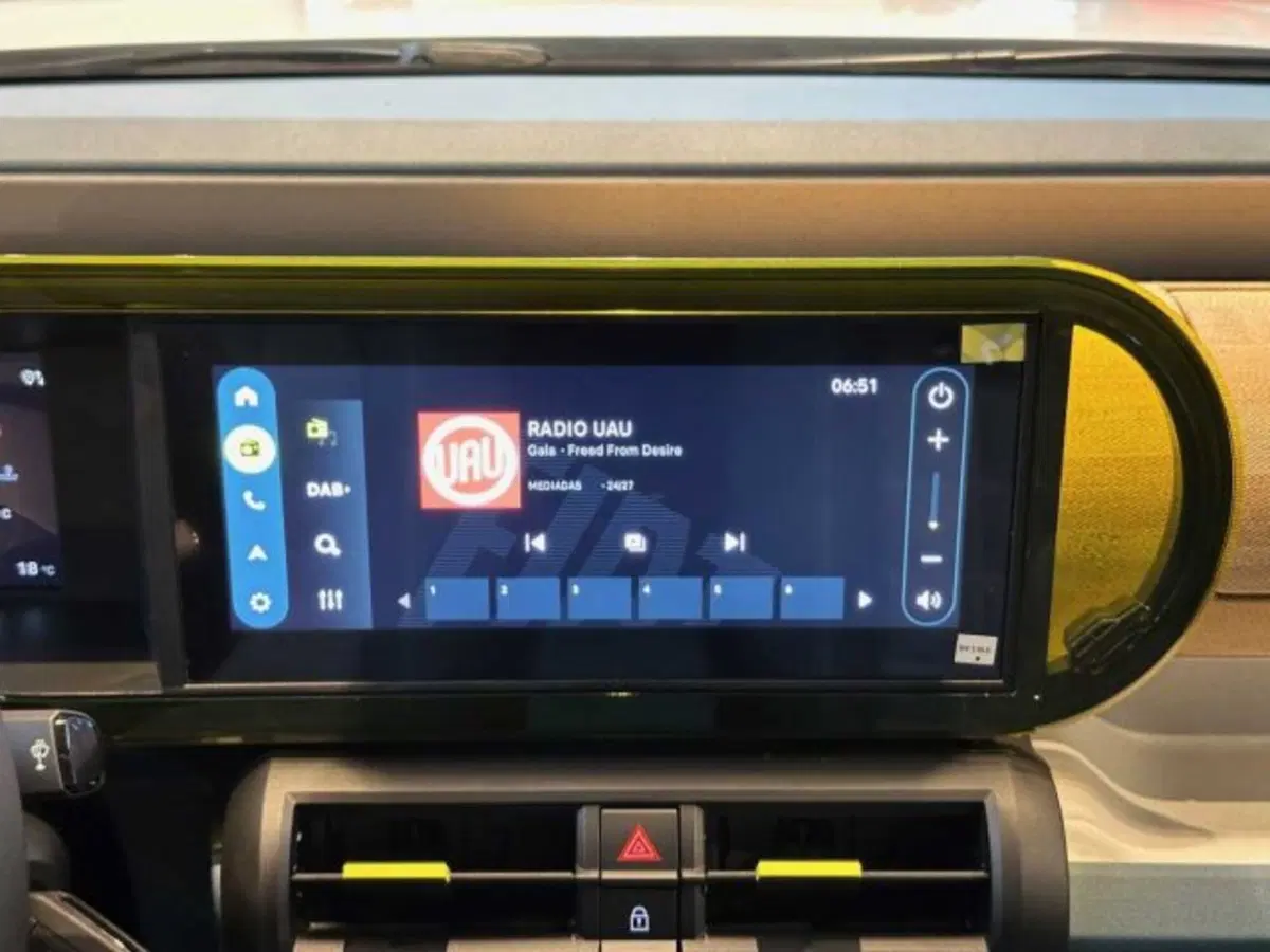 Fiat Grande Panda nuova a Sondrio (19)