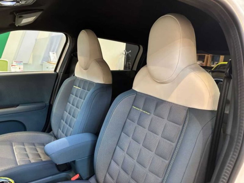 Fiat Grande Panda nuova a Sondrio (20)