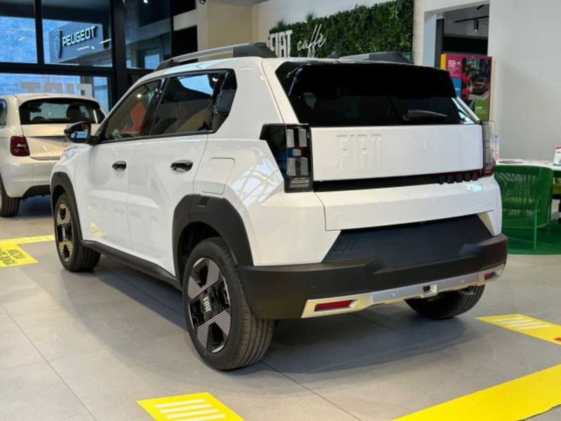 Fiat Grande Panda nuova a Sondrio (3)