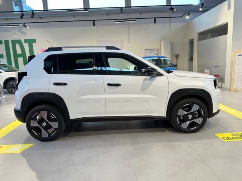 Fiat Grande Panda nuova a Sondrio (6)