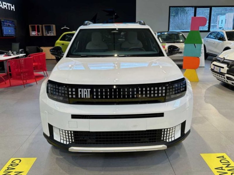 Fiat Grande Panda nuova a Sondrio (8)