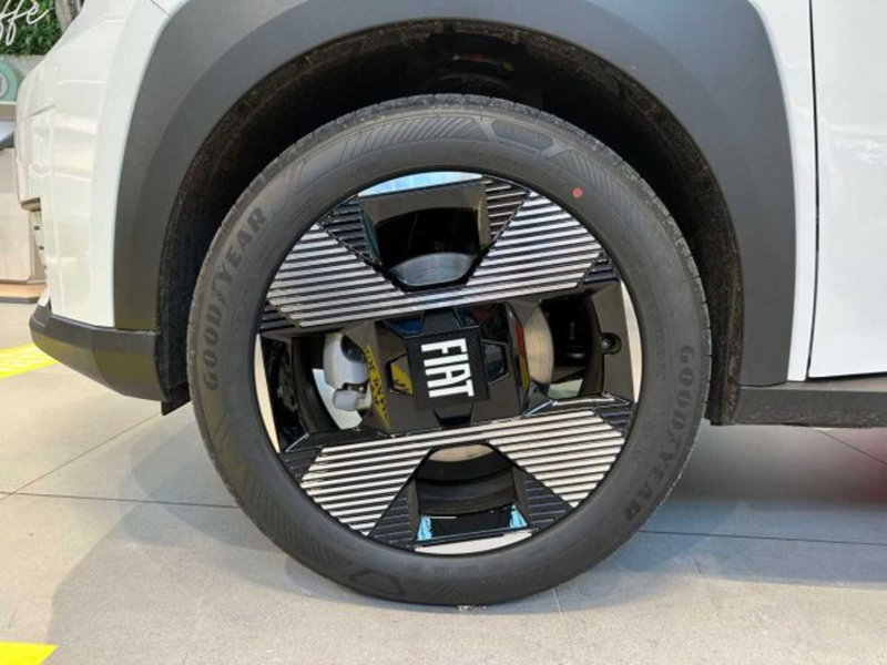 Fiat Grande Panda nuova a Sondrio (9)