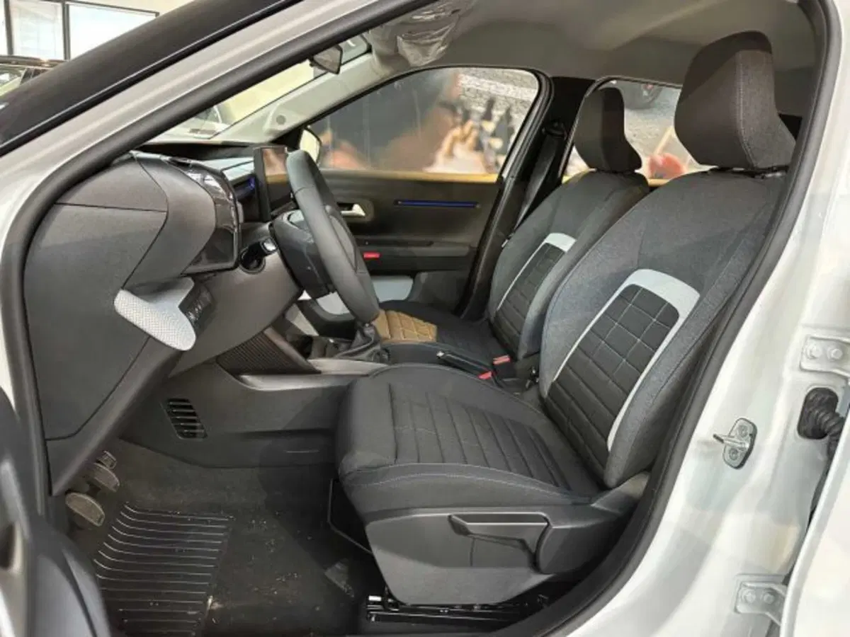 Citroen C3 Aircross nuova a Sondrio (10)