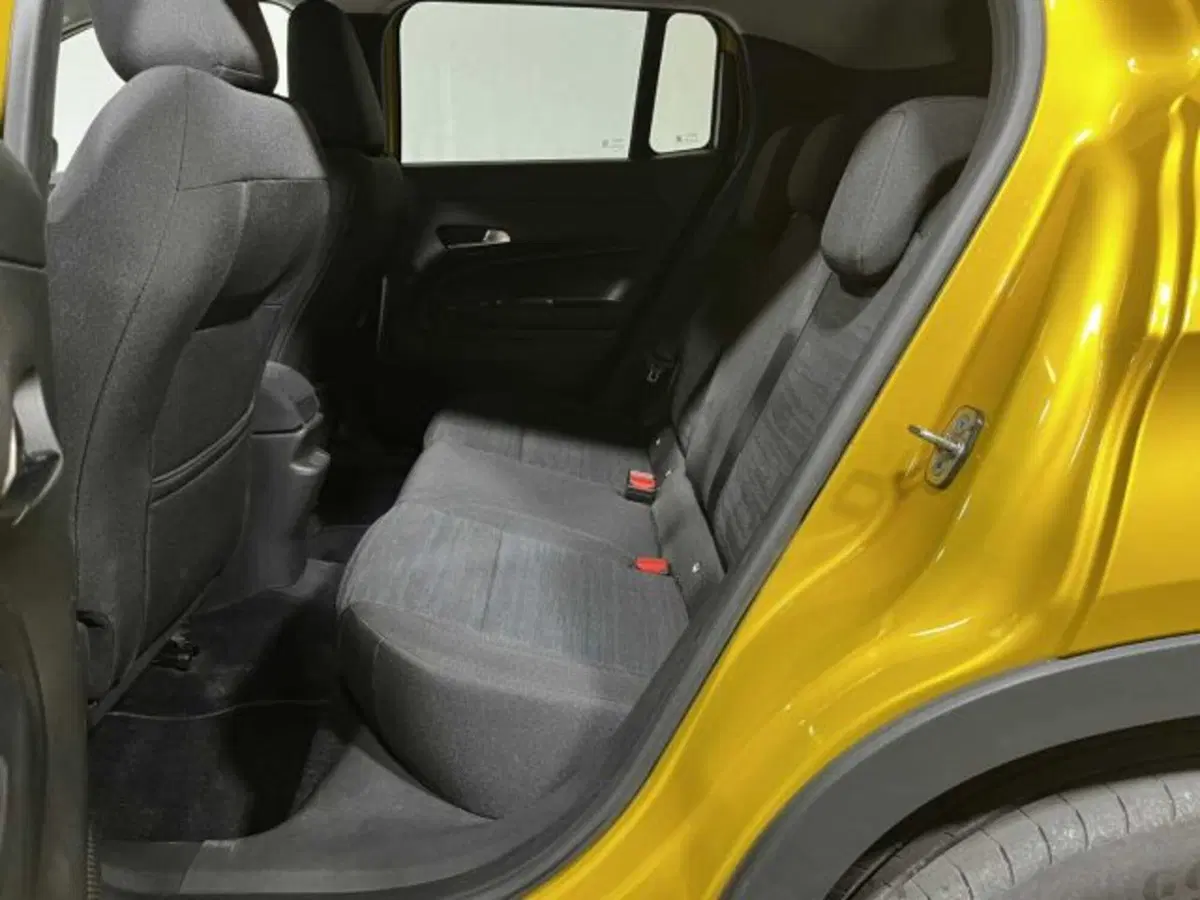 Jeep Avenger usata a Sondrio (11)