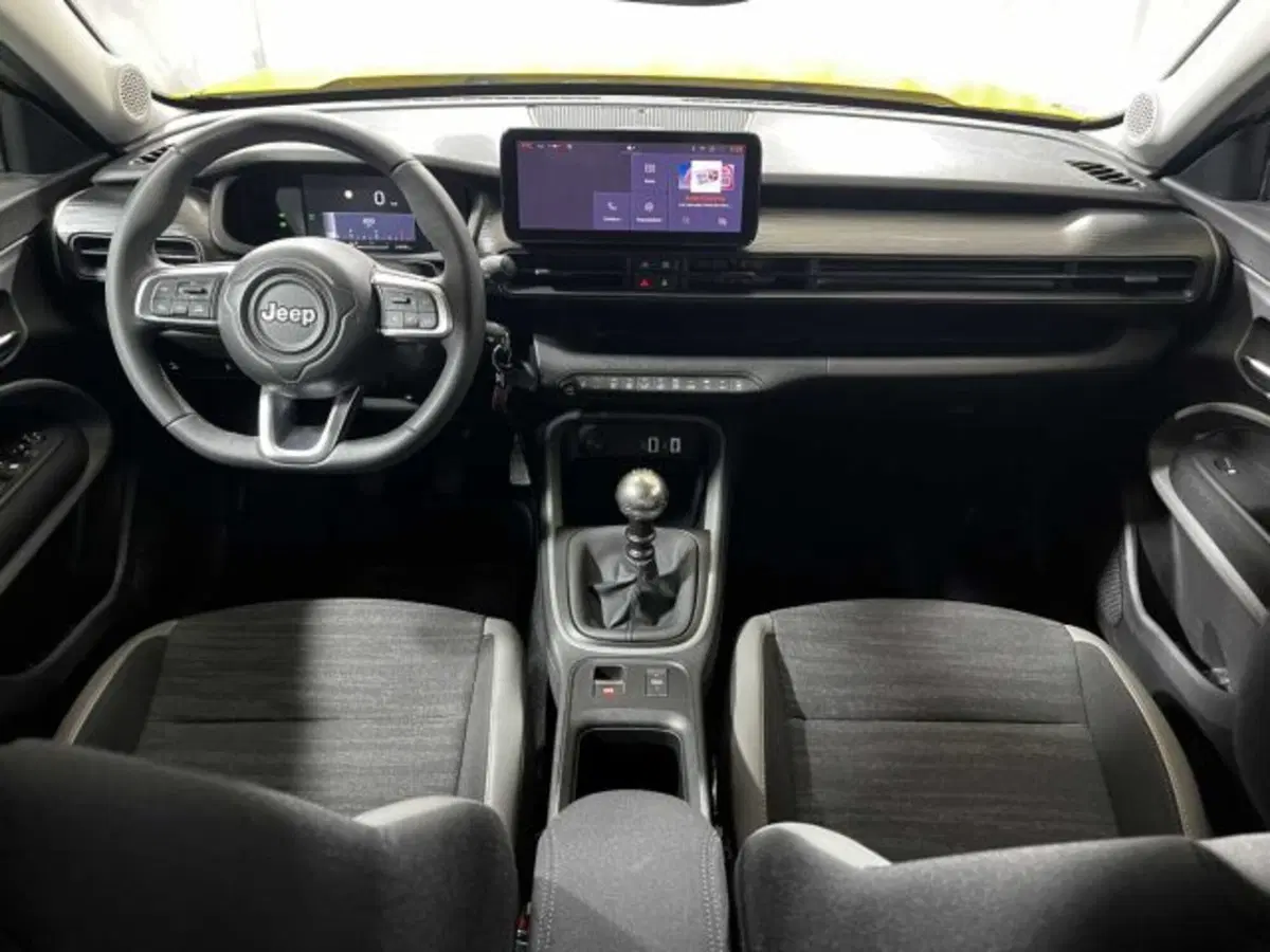 Jeep Avenger usata a Sondrio (12)