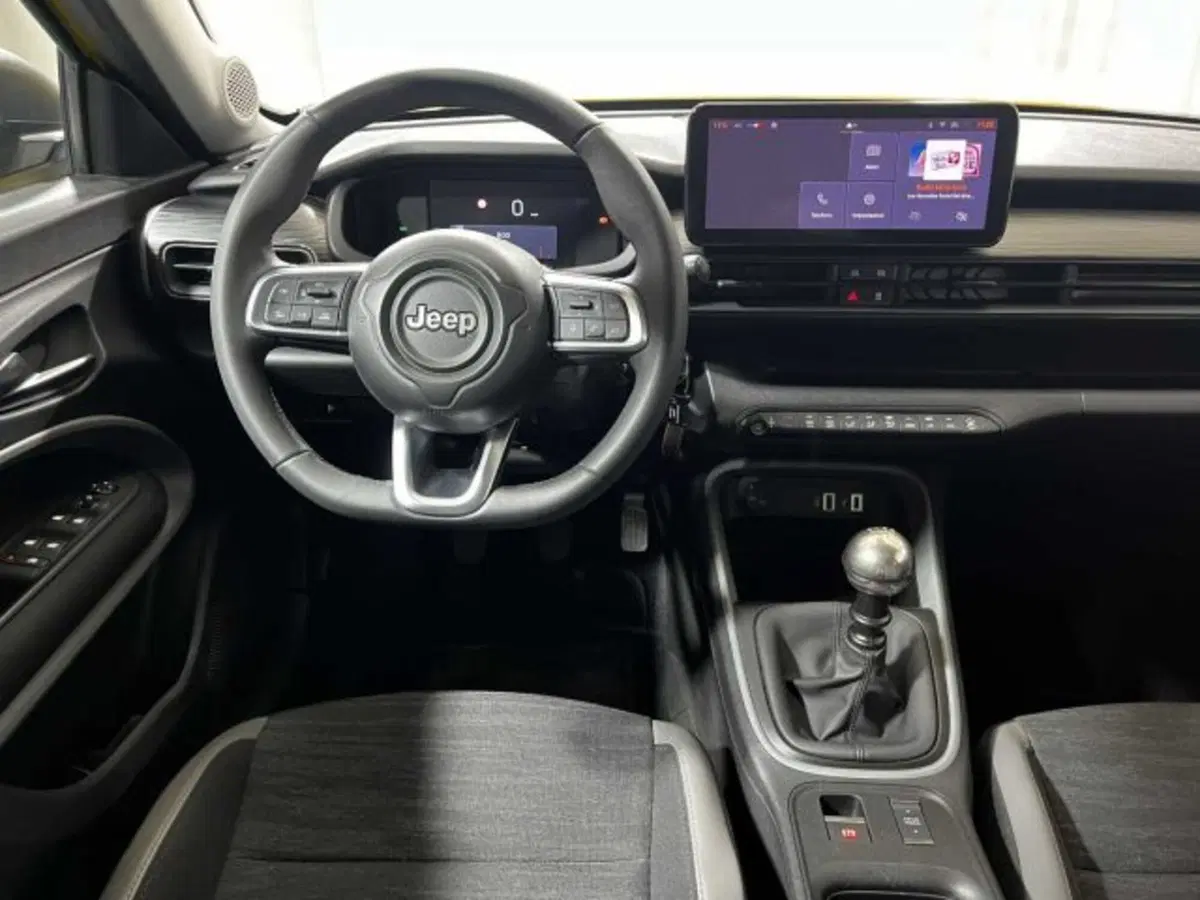 Jeep Avenger usata a Sondrio (13)