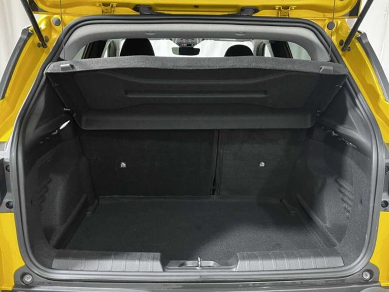 Jeep Avenger usata a Sondrio (15)