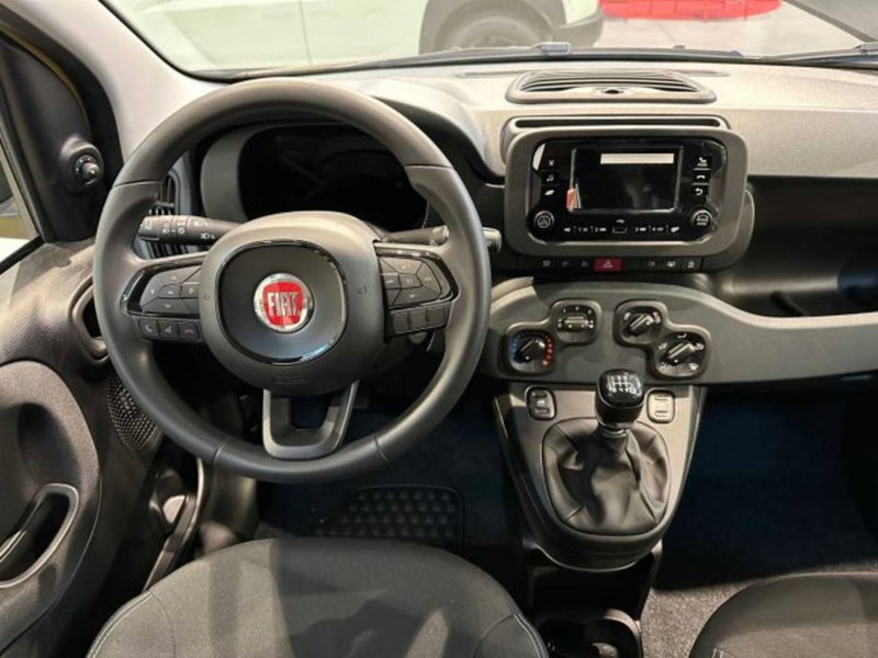 Fiat Panda nuova a Sondrio (13)