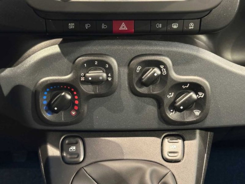 Fiat Panda nuova a Sondrio (17)