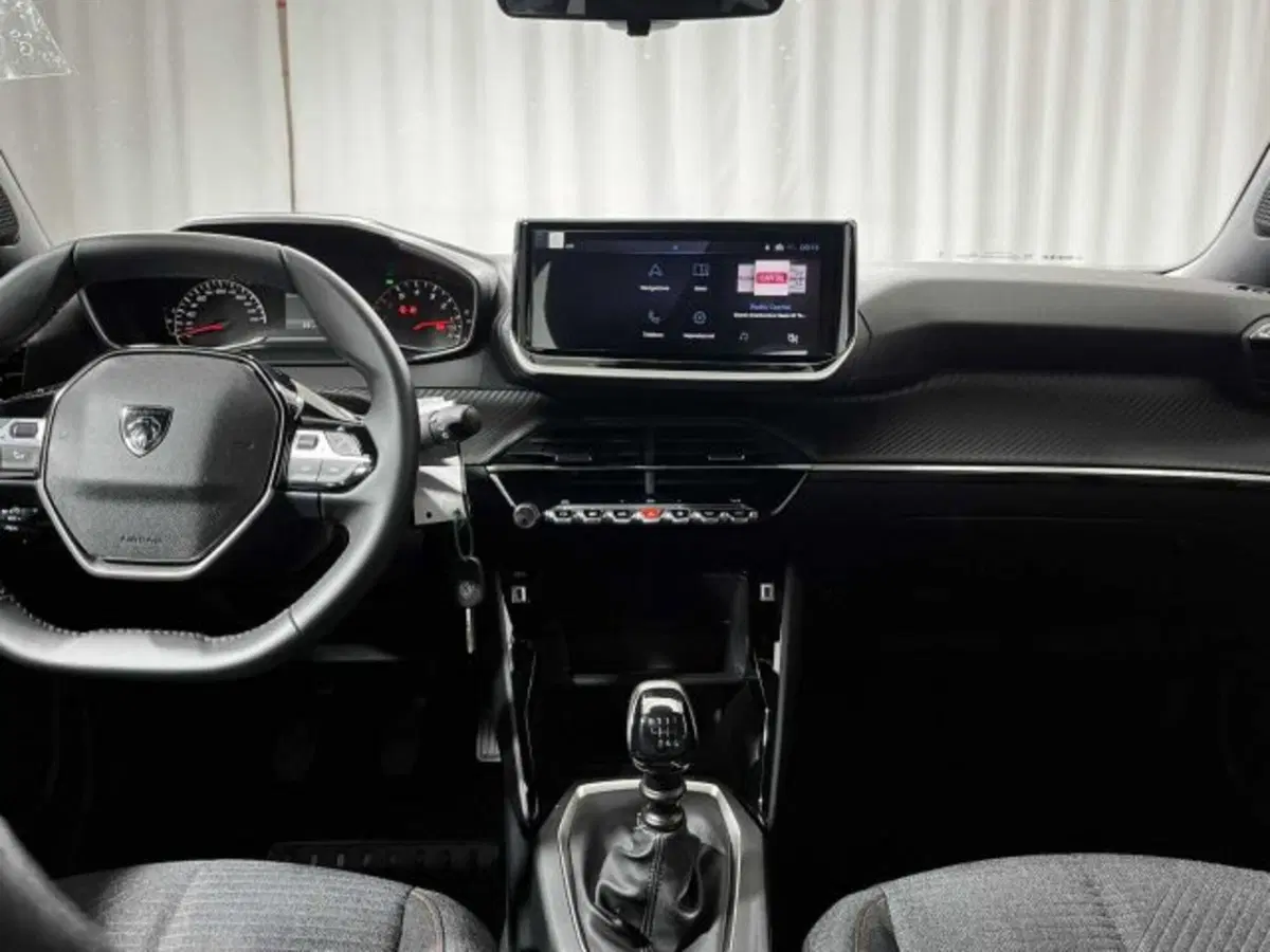 Peugeot 2008 nuova a Sondrio (14)