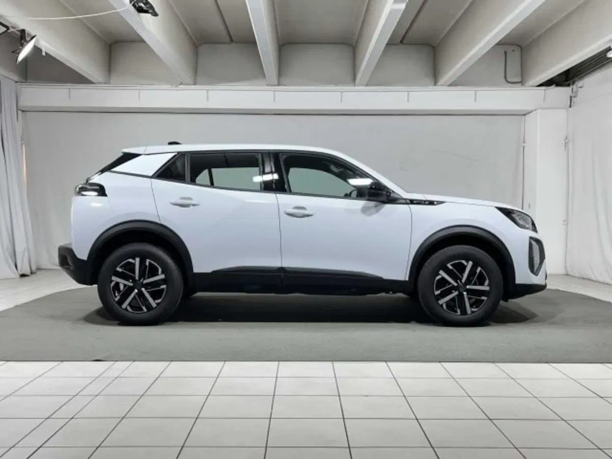 Peugeot 2008 nuova a Sondrio (6)