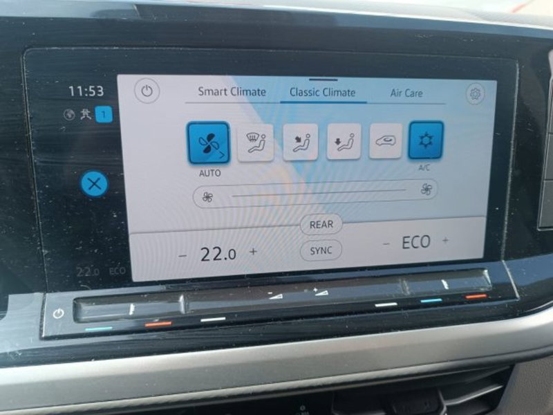 Volkswagen Multivan usata a Vicenza (10)